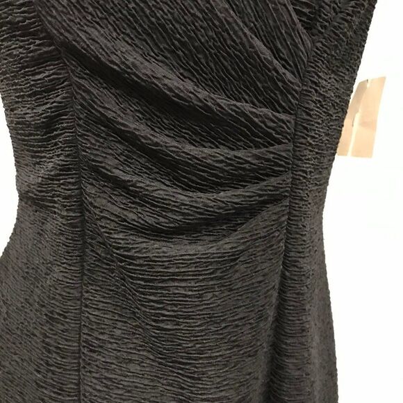 COLDWATER CREEK black sleeveless v-neck knee length dress size P6 - Picture 3 of 11